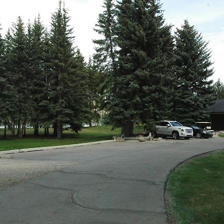 Bed and Breakfast Roundhouse Grotto YYC Exteriér fotografie