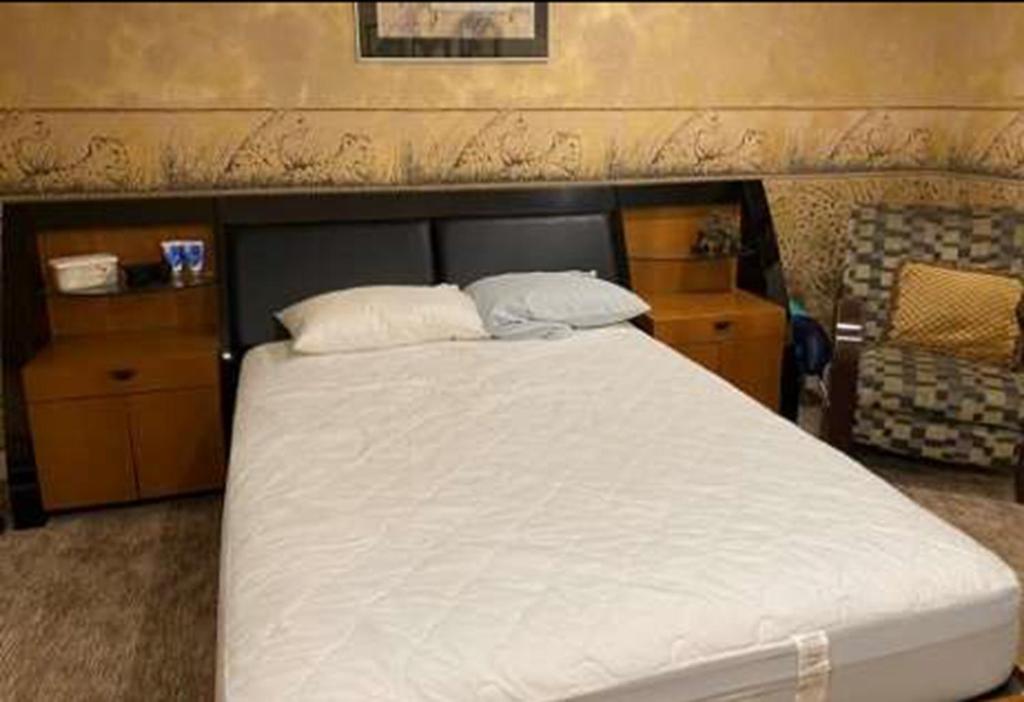 Bed and Breakfast Roundhouse Grotto YYC Exteriér fotografie